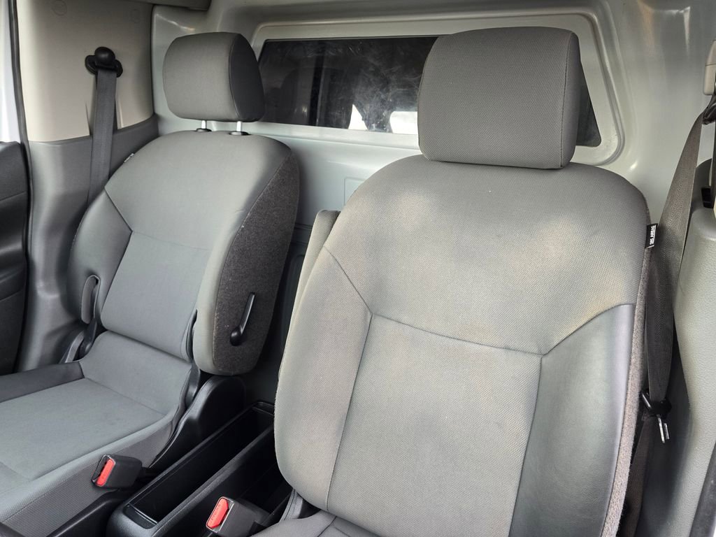 Used 2018 Nissan NV200 SV w/ Navigation Package image 21