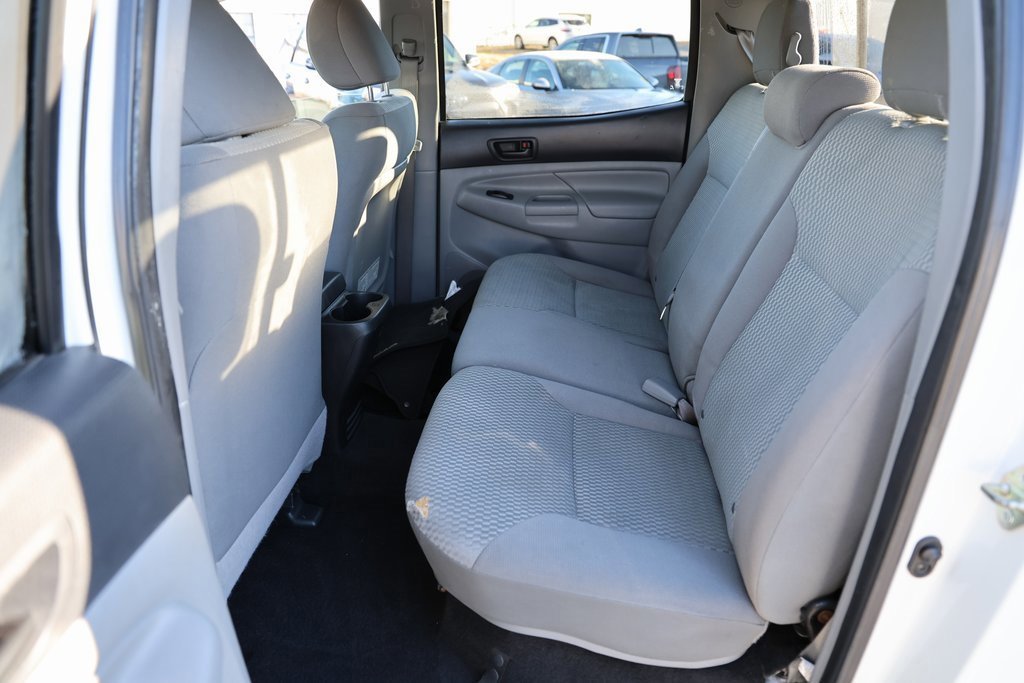 Used 2014 Toyota Tacoma PreRunner image 27