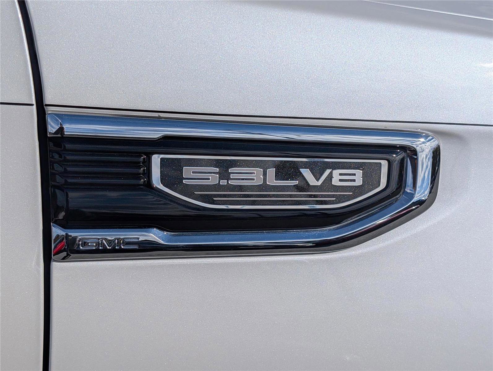 Used 2024 GMC Sierra 1500 SLT w/ SLT Premium Plus Package image 11