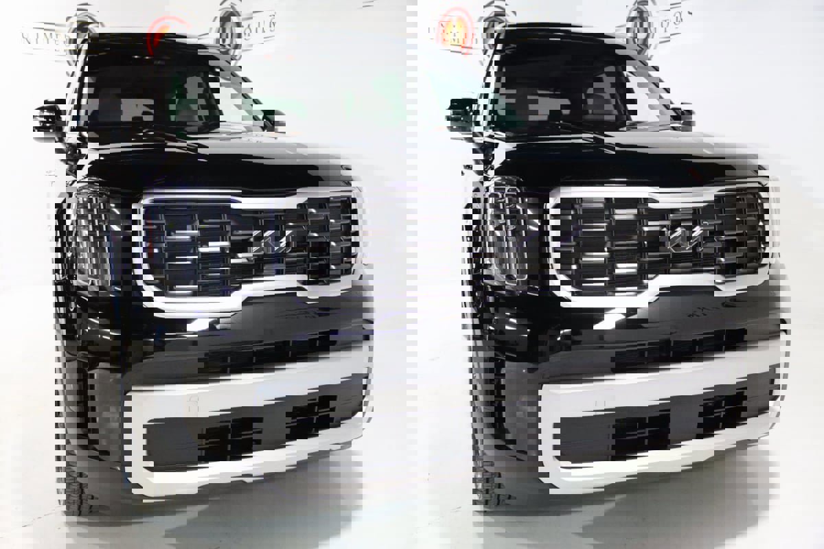 Used 2023 Kia Telluride S image 22