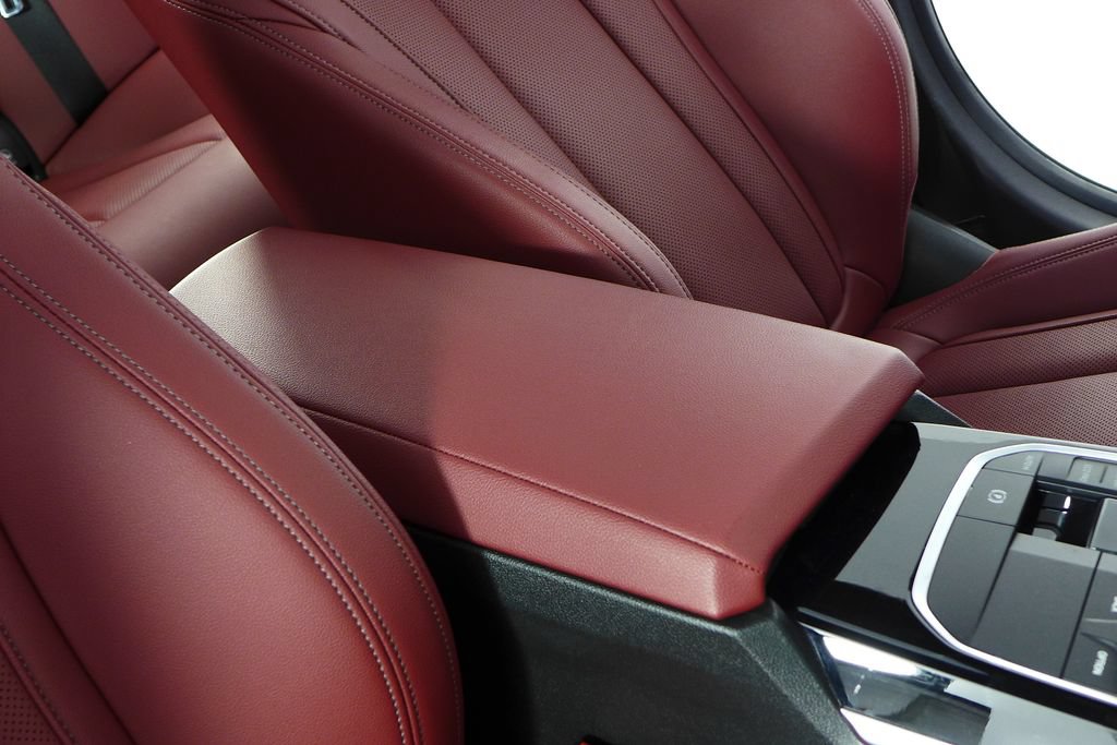 Certified 2024 BMW 330i Sedan w/ Convenience Package RWD image 16