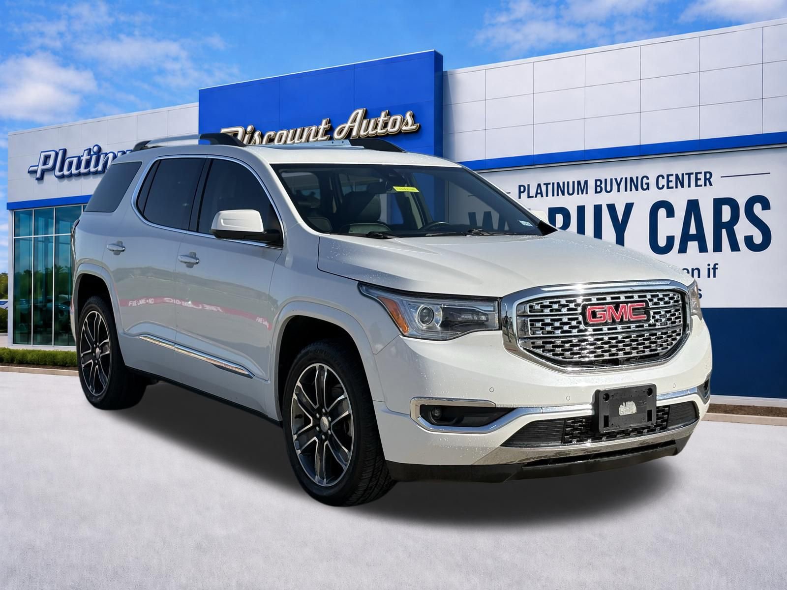 Certified 2019 GMC Acadia Denali w/ Technology Package FWD image 1