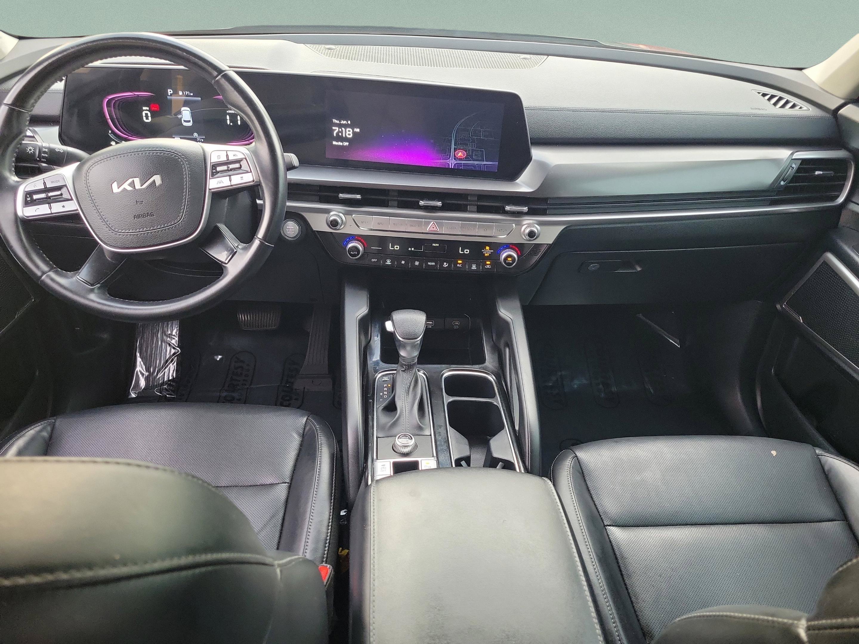 Used 2023 Kia Telluride LX FWD image 33