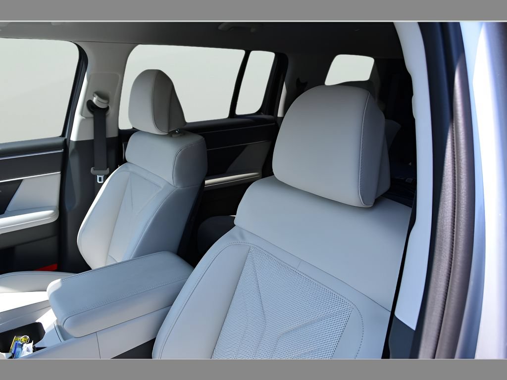 New 2026 Hyundai Santa Fe SEL FWD image 26