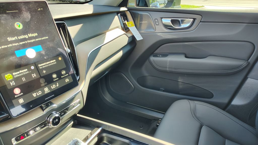 New 2026 Volvo XC60 B5 Plus w/ Climate Package image 26