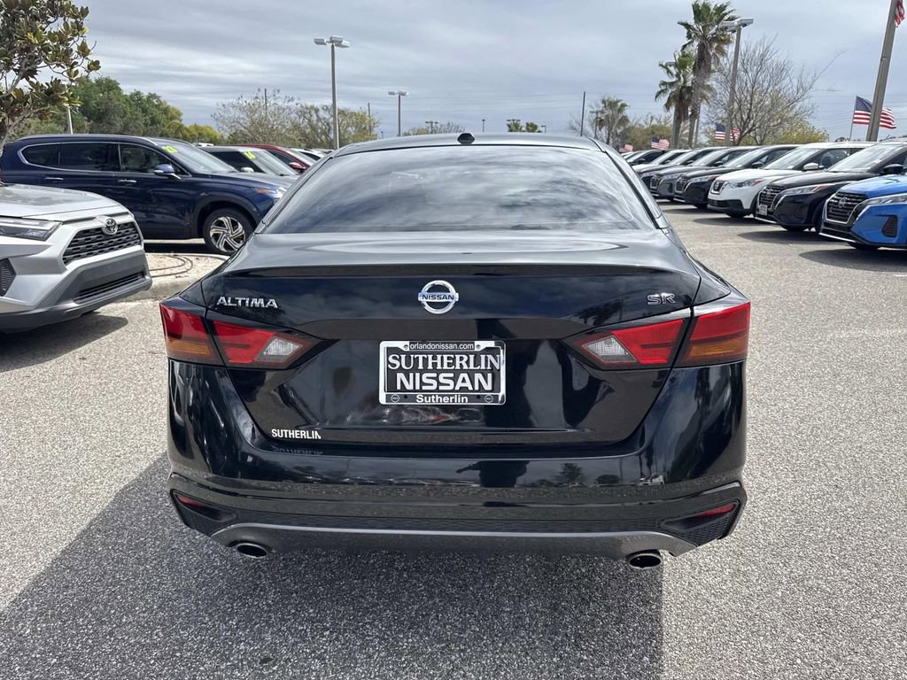 Certified 2021 Nissan Altima 2.5 SR image 5