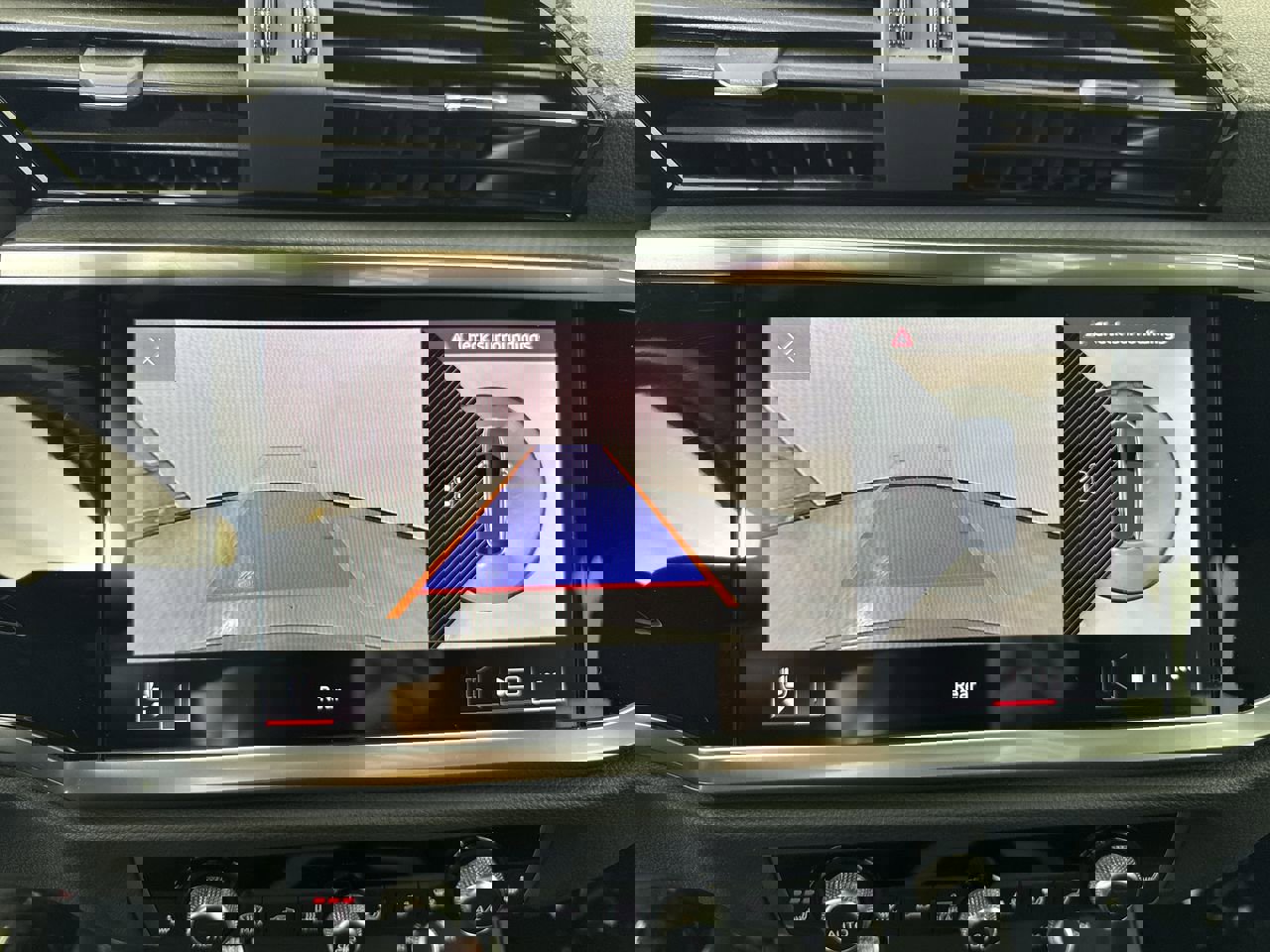 Used 2022 Audi Q3 2.0T Premium Plus w/ Premium Plus Package image 12