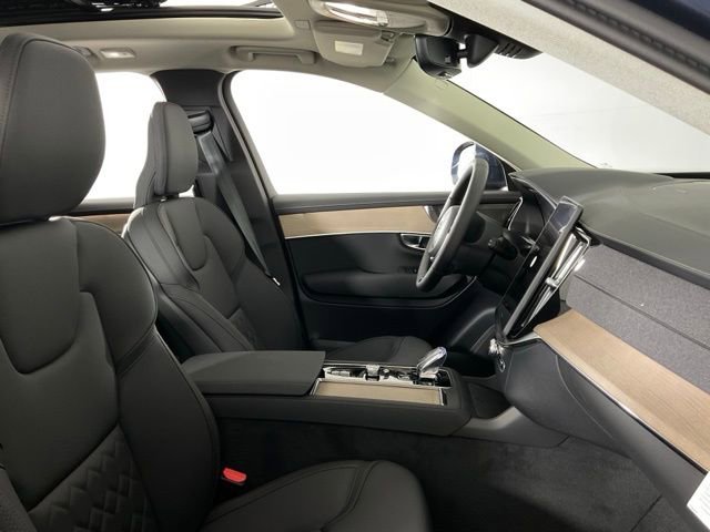 New 2026 Volvo XC90 B5 Plus image 33