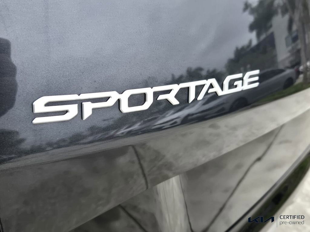 Certified 2024 Kia Sportage SX image 17