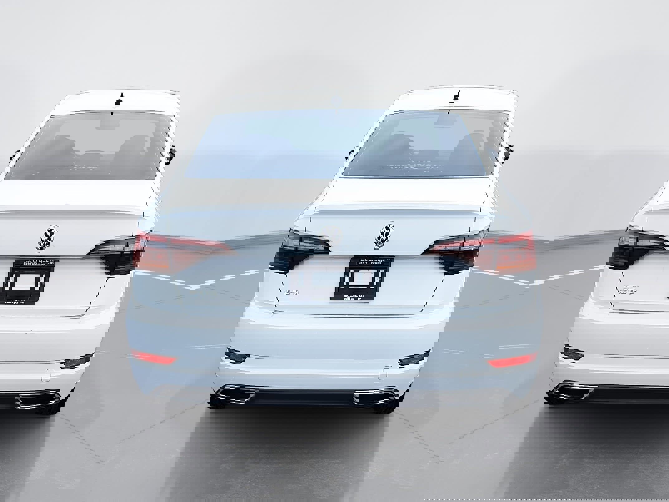 Used 2019 Volkswagen Jetta R-Line image 4