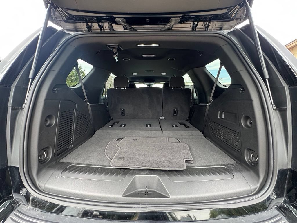 Used 2024 Chevrolet Tahoe LS AWD/4WD image 39