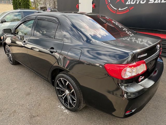 Used 2011 Toyota Corolla LE FWD image 4