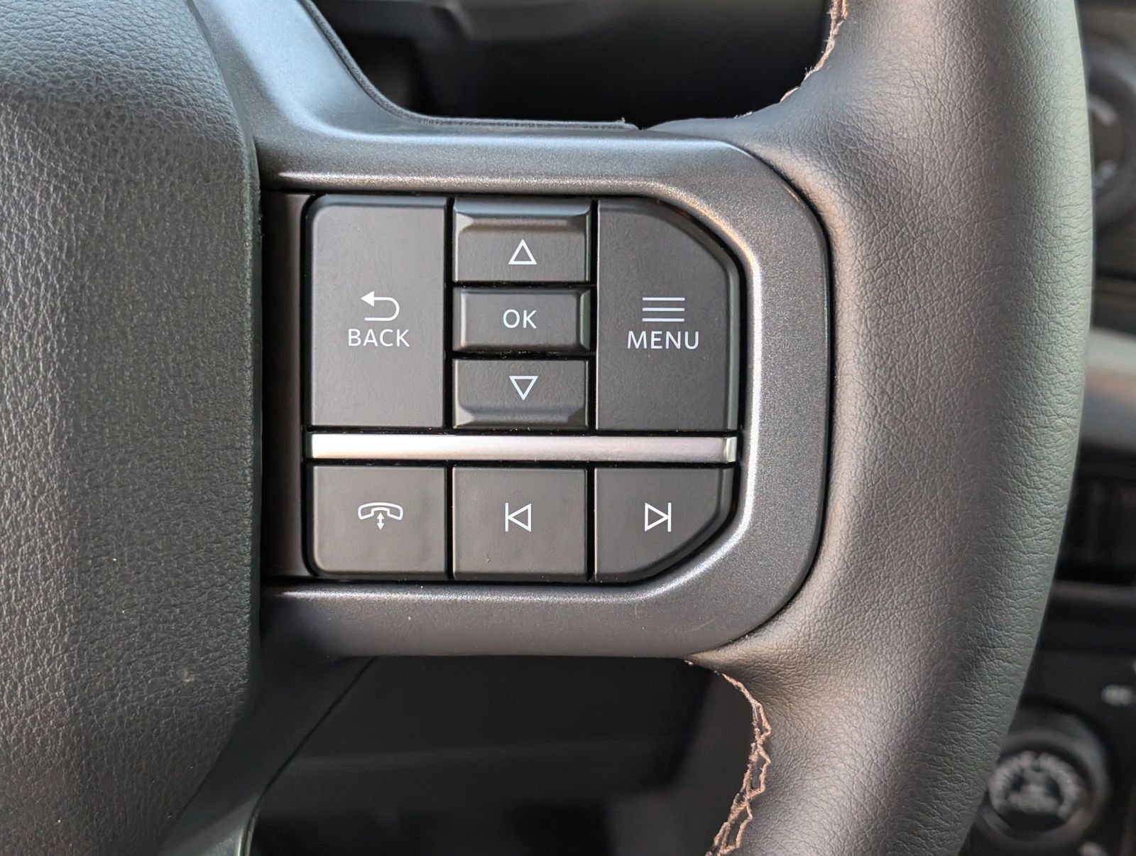 Used 2025 Ford F150 Lariat w/ Equipment Group 502A High image 23