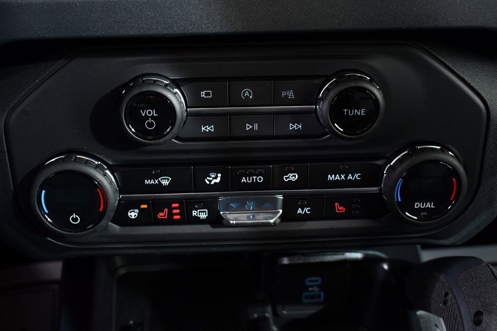 New 2025 Ford Bronco Badlands image 29