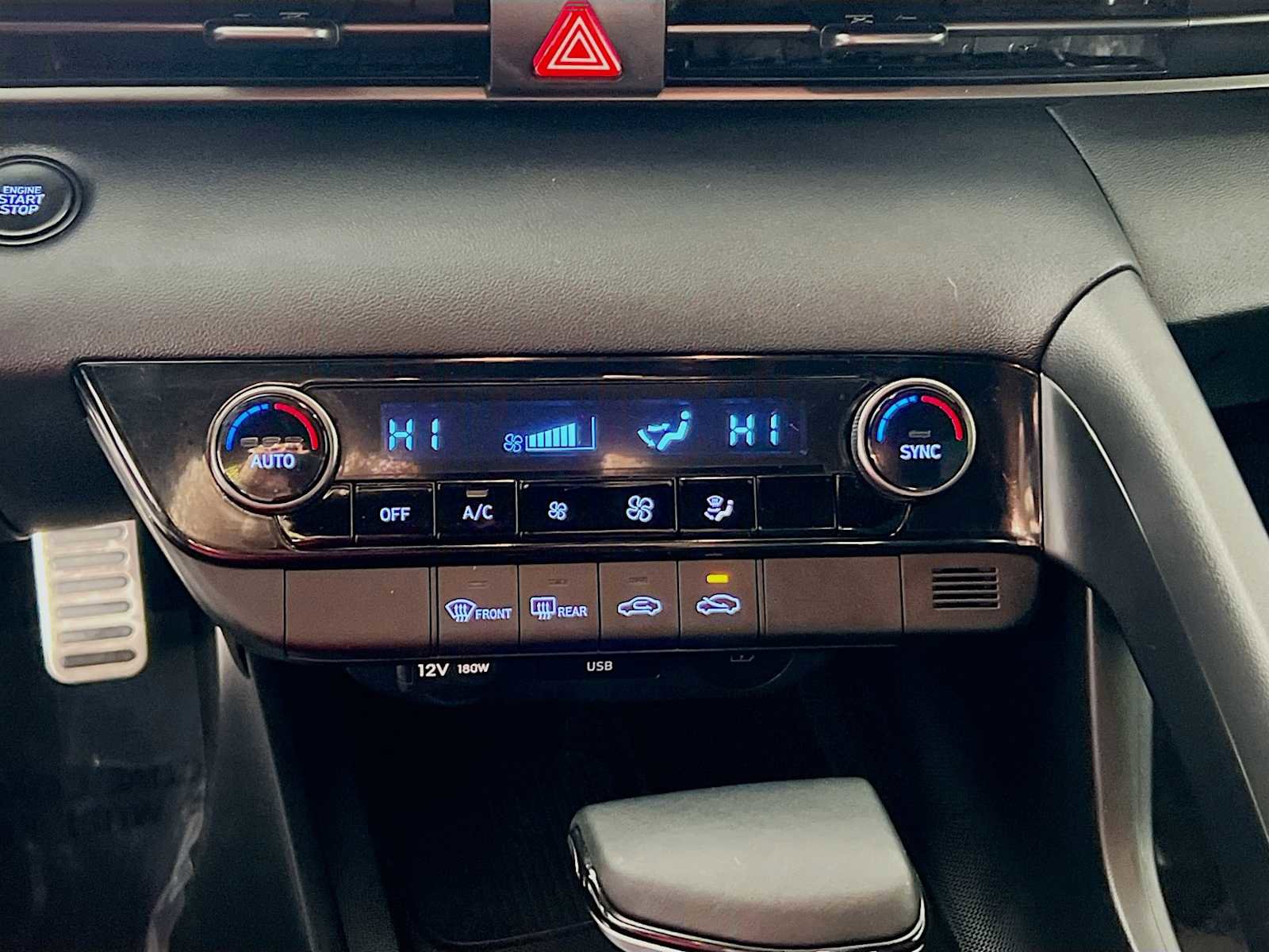 Certified 2025 Hyundai Elantra Sport image 15