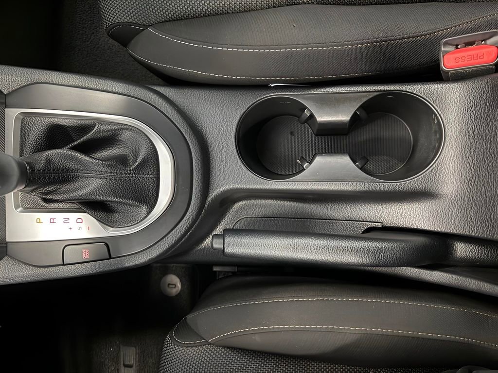 Used 2022 Kia Forte LXS image 14