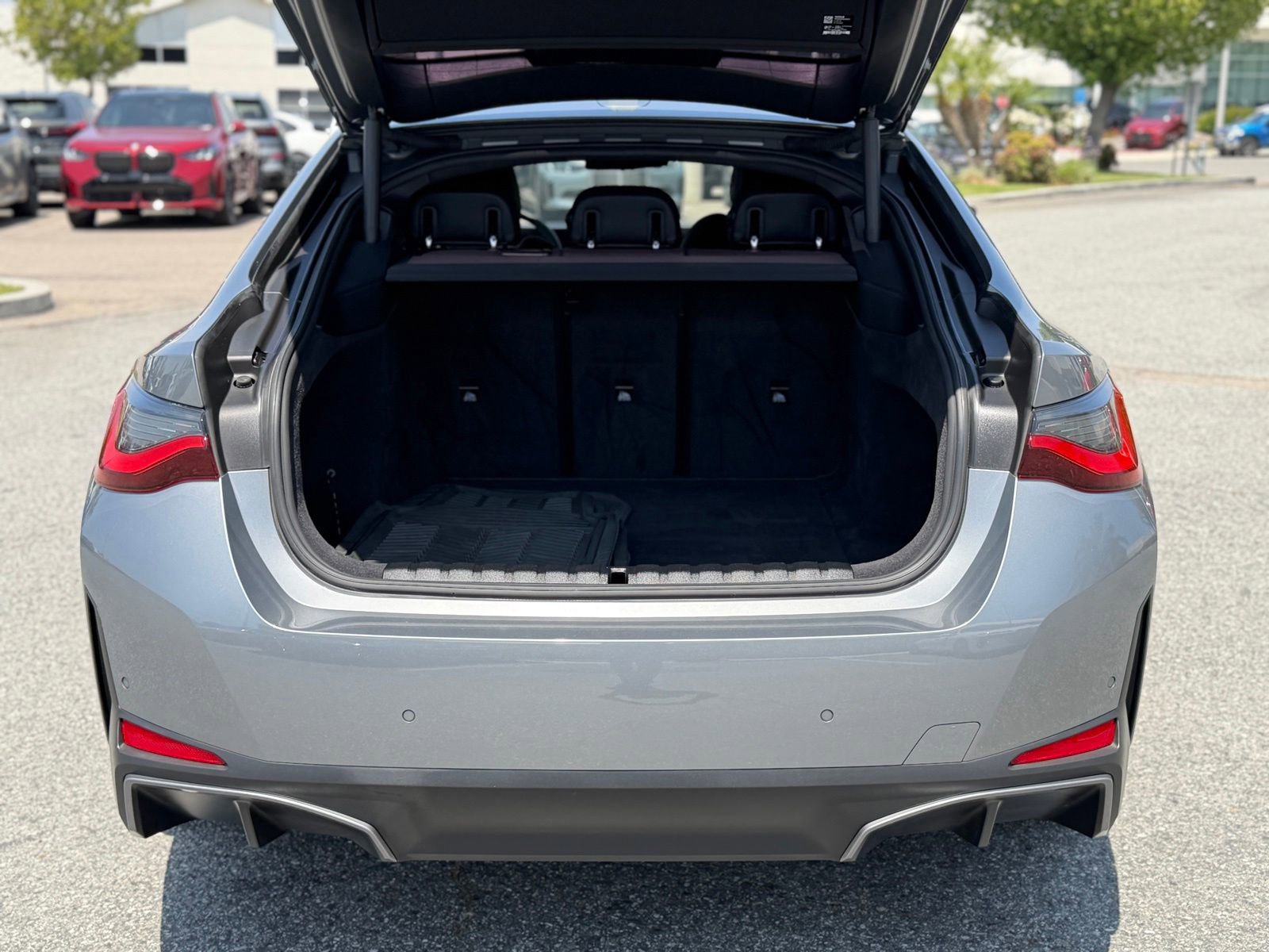 Certified 2023 BMW i4 eDrive40 w/ Premium Package RWD image 17