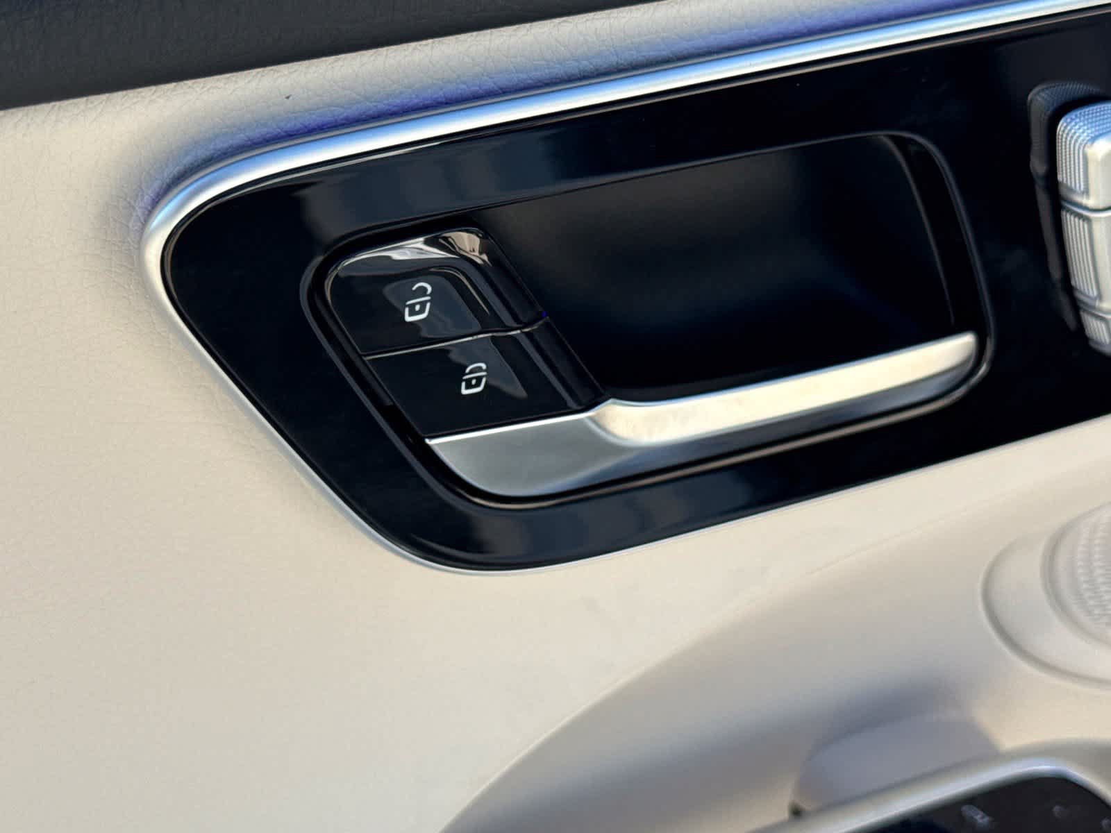 New 2026 Mercedes-Benz C 300 Sedan image 15