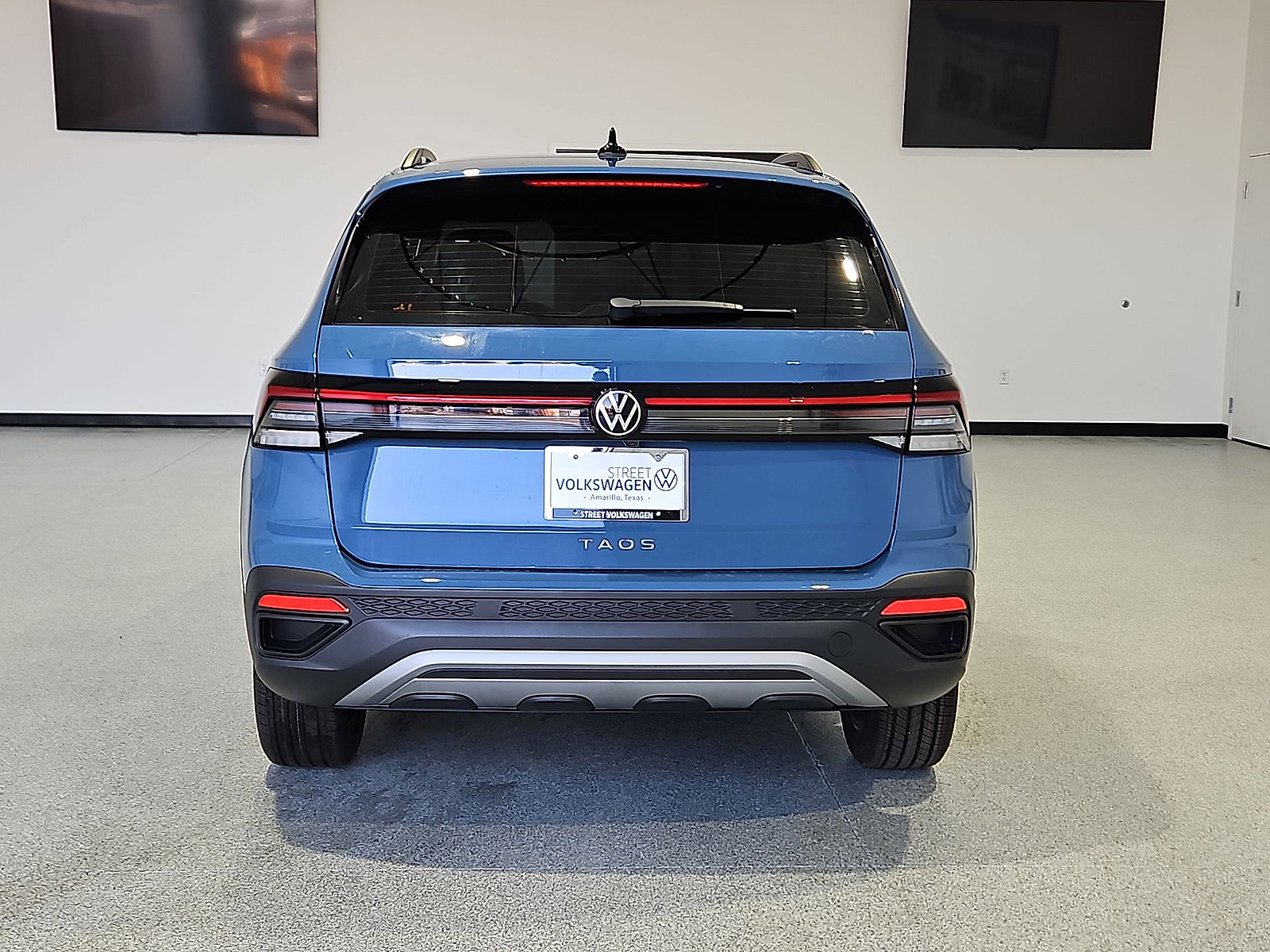 New 2027 Volkswagen Taos S FWD image 7