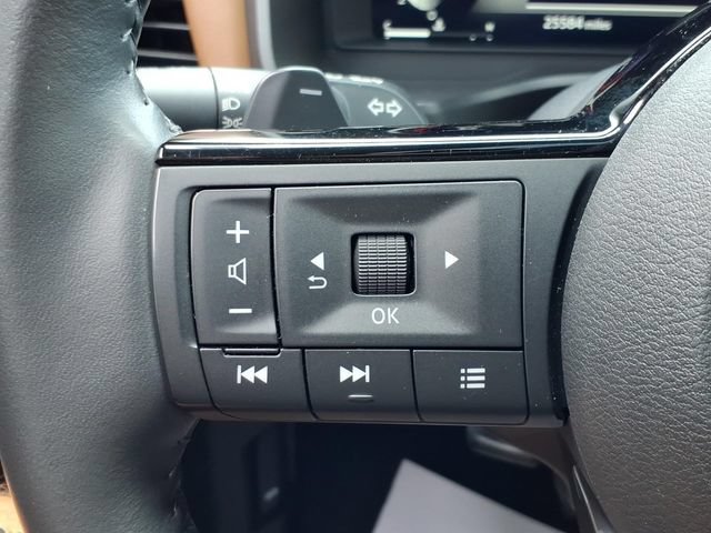 Certified 2024 Nissan Rogue Platinum w/ Platinum Premium Package AWD/4WD image 23