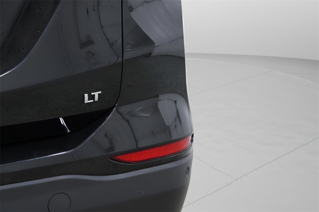 Used 2024 Chevrolet Equinox LT image 28