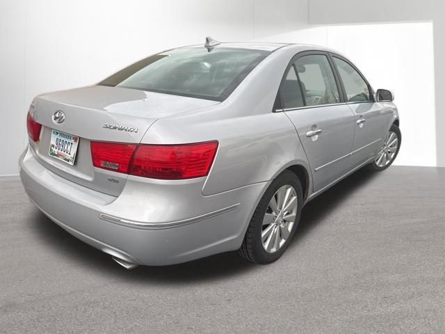 Used 2010 Hyundai Sonata Limited w/ Navigation Pkg 6 image 4