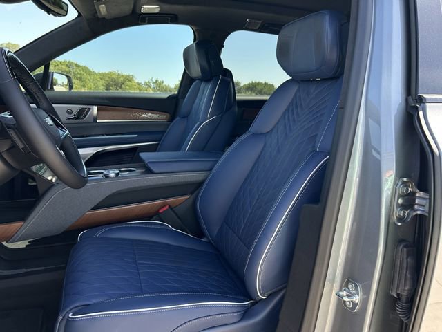 New 2026 Cadillac Vistiq Premium Luxury image 25