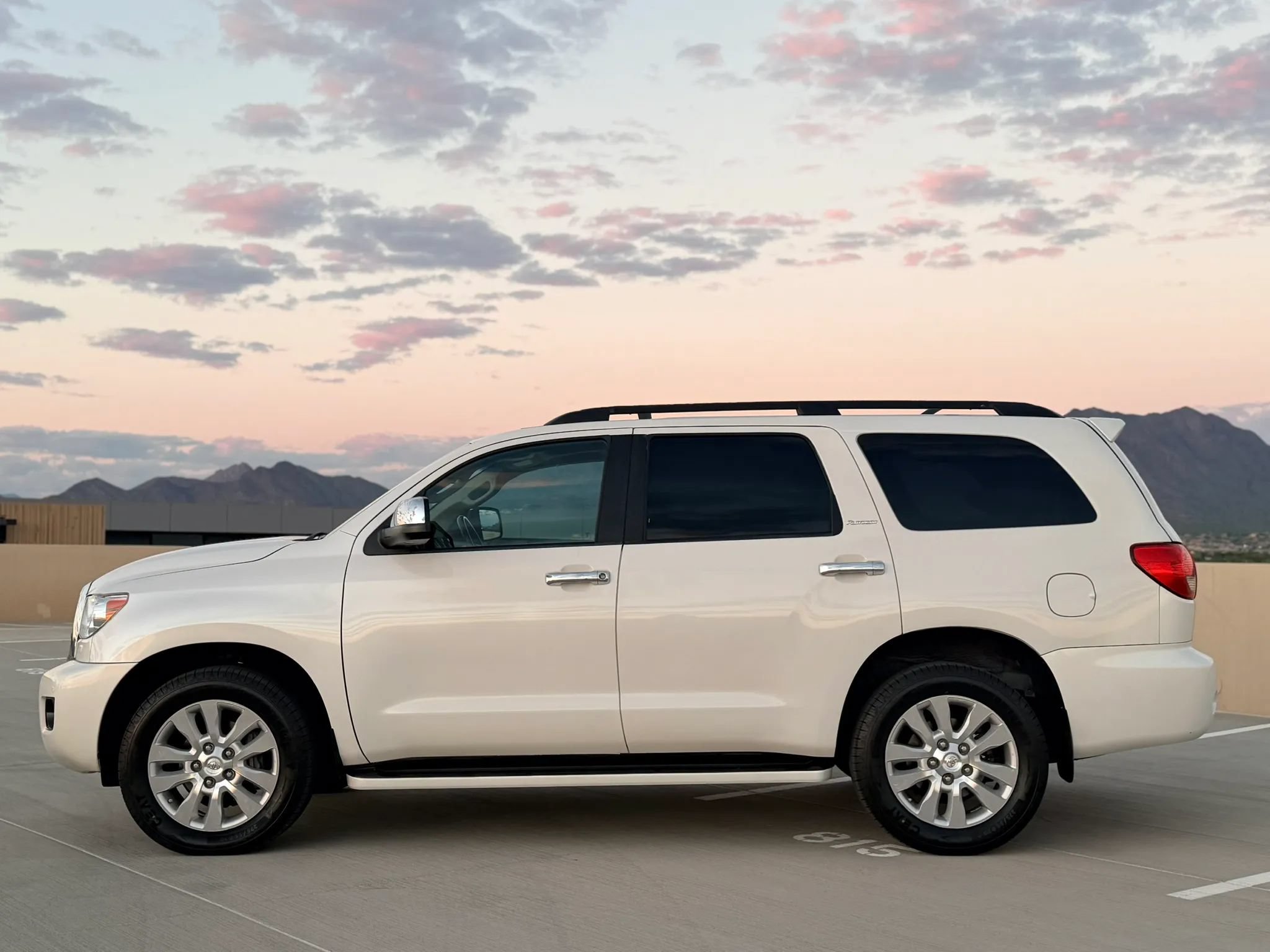 Used 2013 Toyota Sequoia Platinum AWD/4WD image 4