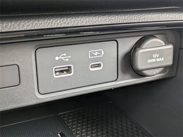 Used 2025 Honda CR-V Sport Touring image 19