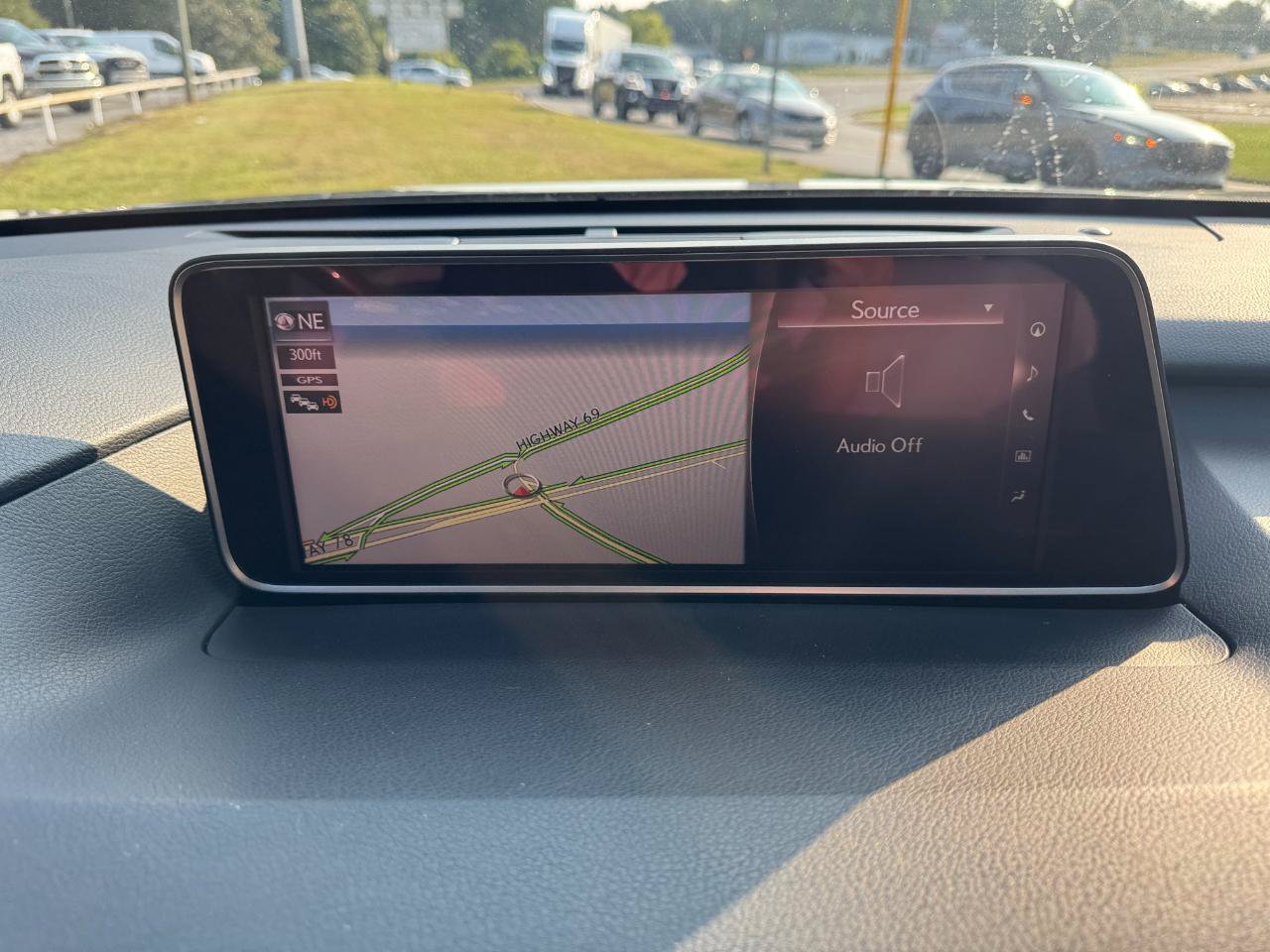 Used 2018 Lexus RX 350L FWD image 33