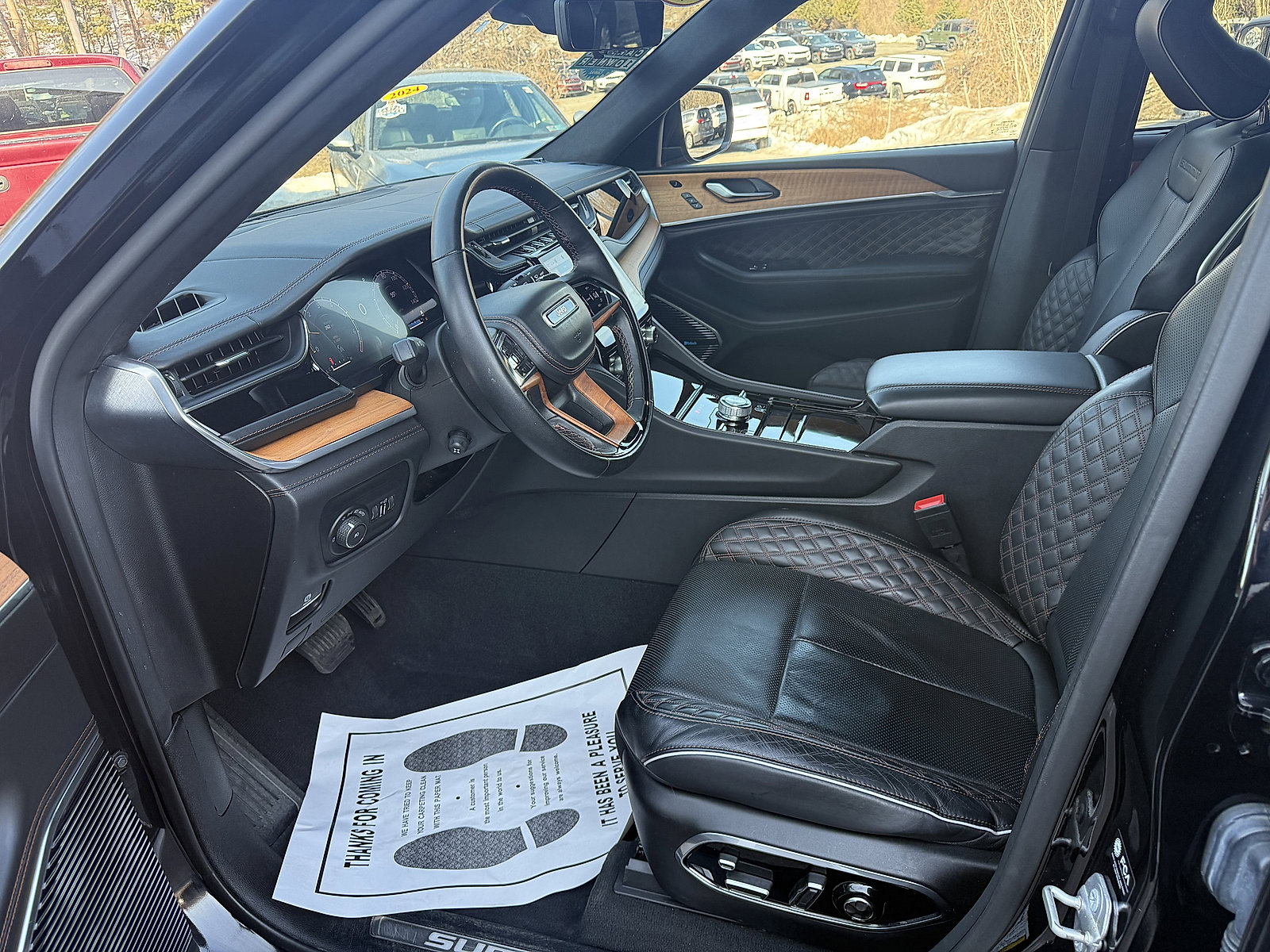 Certified 2023 Jeep Grand Cherokee Summit image 9