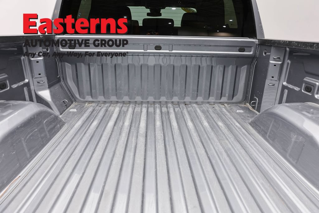 Used 2023 Chevrolet Silverado 1500 LT AWD/4WD image 9