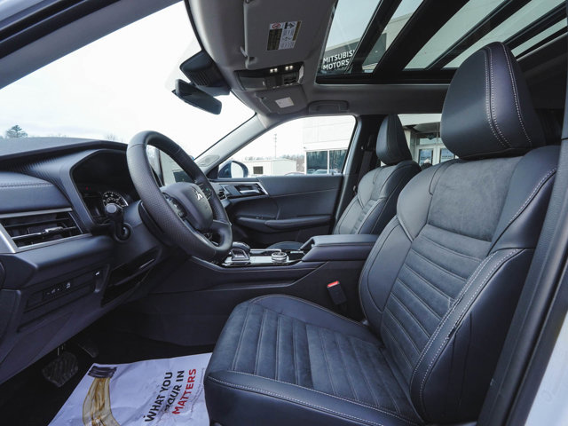 New 2026 Mitsubishi Outlander Trail Edition AWD/4WD image 32