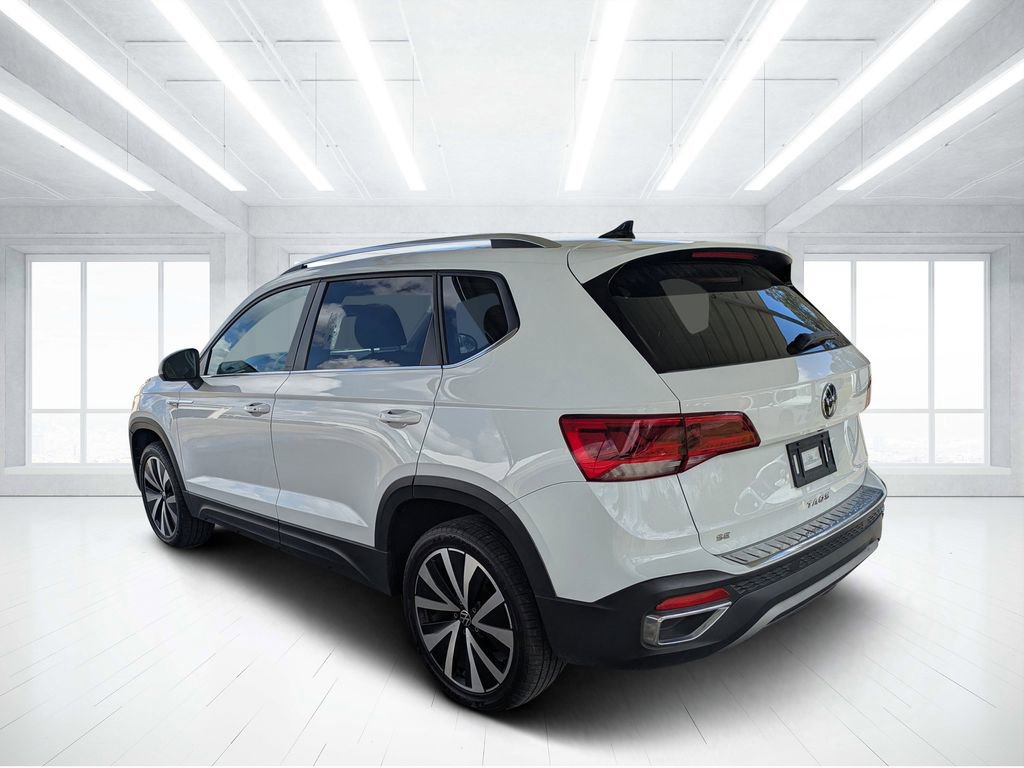 Used 2022 Volkswagen Taos SE image 5