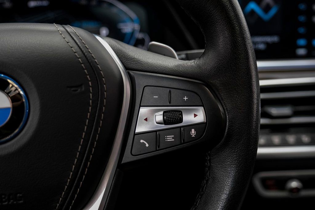 Used 2023 BMW X5 xDrive45e image 15