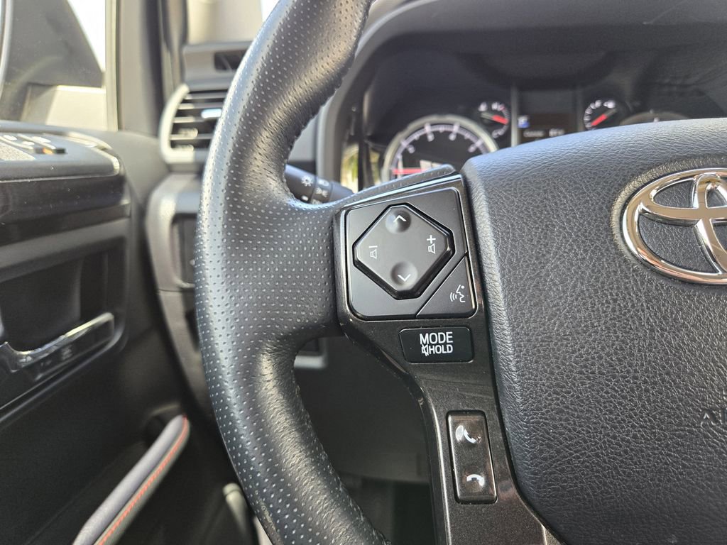Used 2023 Toyota 4Runner TRD Off-Road Premium w/ Moonroof Package AWD/4WD image 28