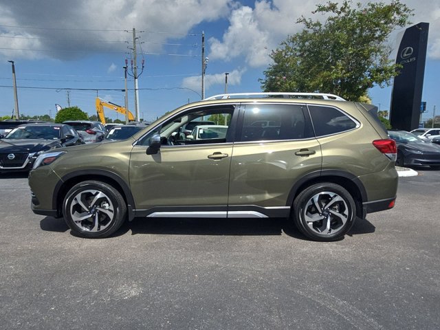 Used 2023 Subaru Forester Touring AWD/4WD image 9