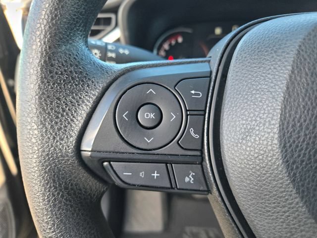 Used 2024 Toyota RAV4 XLE FWD image 22