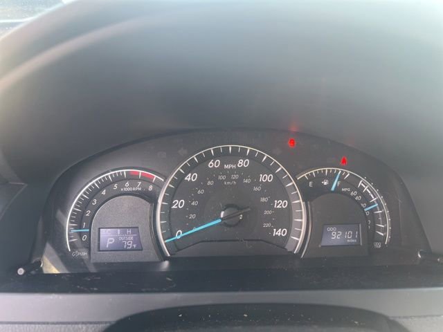 Used 2014 Toyota Camry XLE image 4