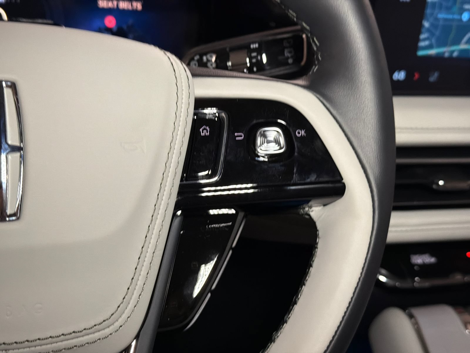 New 2026 Lincoln Aviator Reserve AWD/4WD image 21