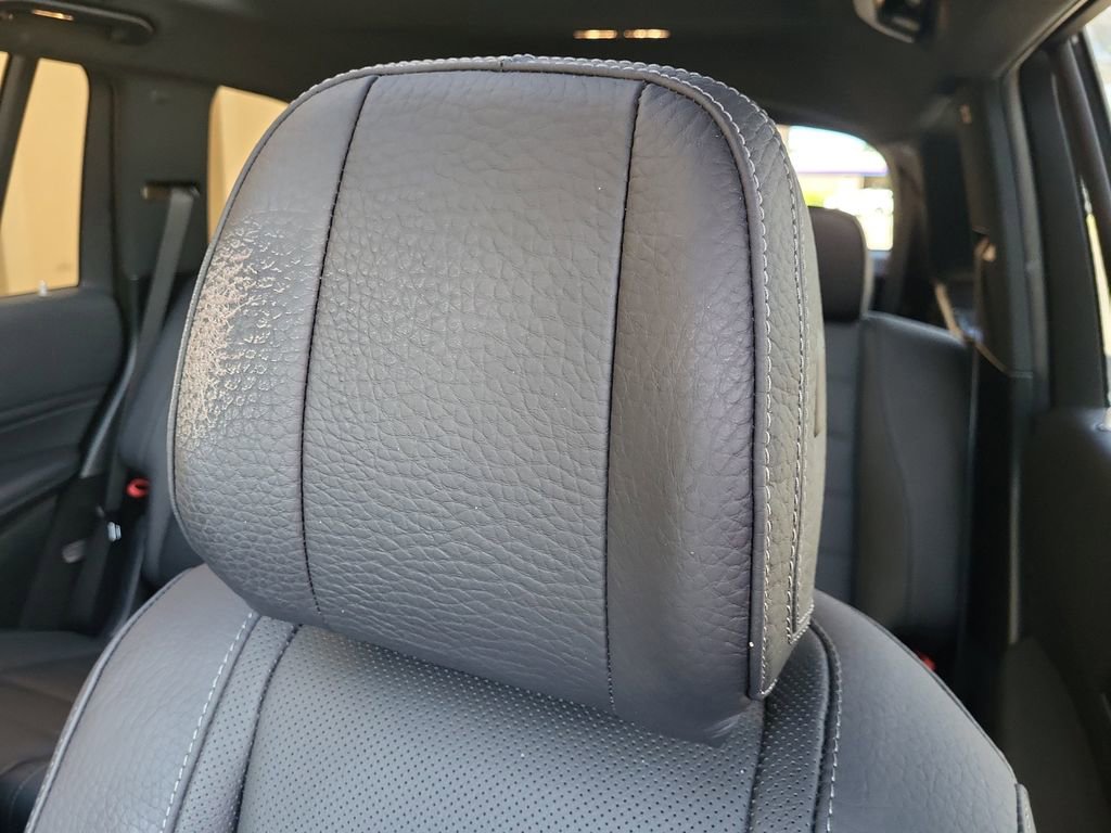 Used 2024 Mercedes-Benz GLS 450 4MATIC image 14