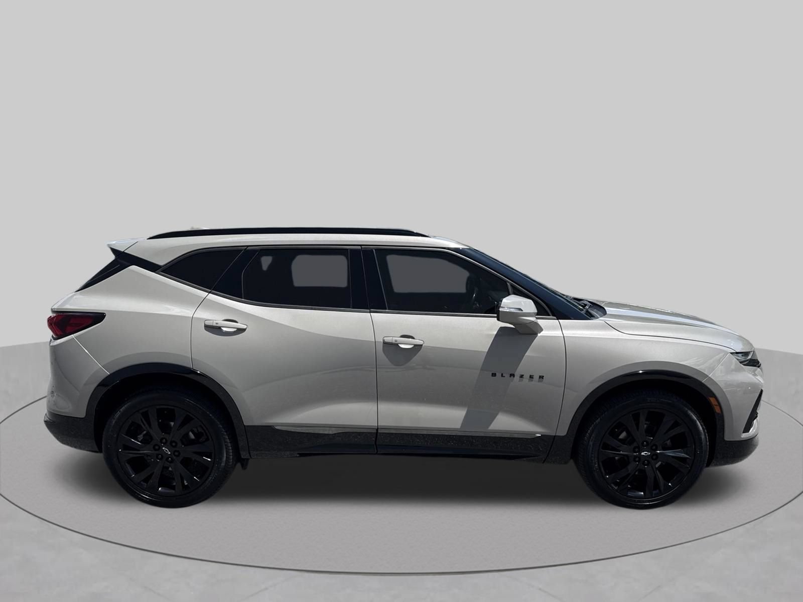Used 2021 Chevrolet Blazer RS w/ Enhanced Convenience Package FWD image 10