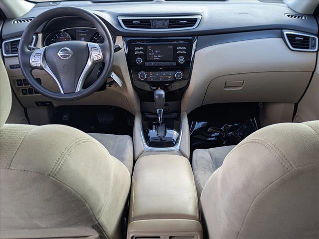 Used 2016 Nissan Rogue S w/ Appearance Package image 16