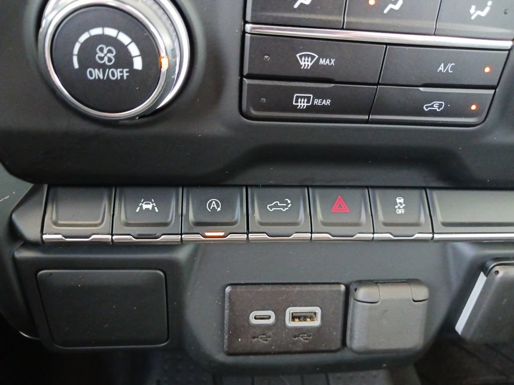 Used 2024 Chevrolet Silverado 1500 Custom AWD/4WD image 24