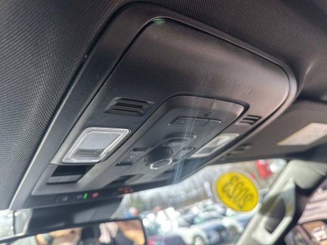 Used 2023 Chevrolet Suburban Z71 w/ Z71 Off-Road Package image 29