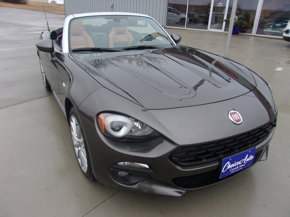 Used 2019 FIAT 124 Spider Lusso w/ Convenience Group image 2