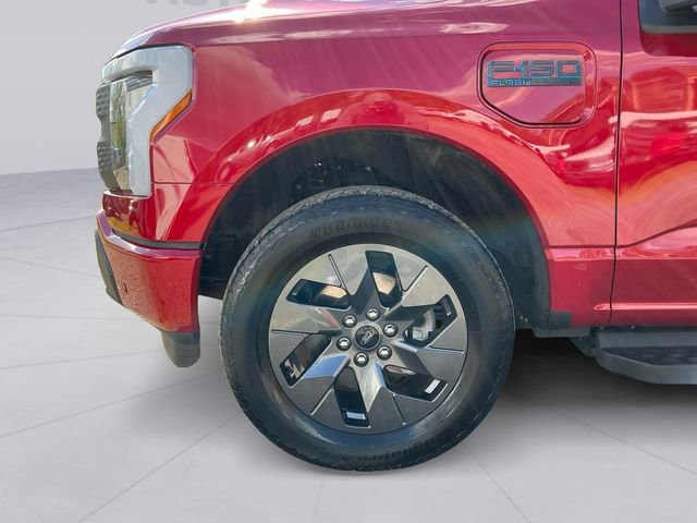 Used 2025 Ford F150 Lightning Flash AWD/4WD image 9