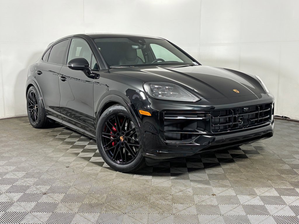 New 2026 Porsche Cayenne GTS image 9