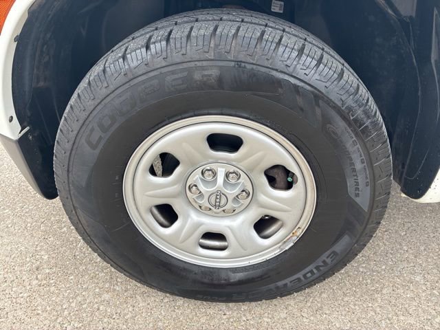 Used 2022 Nissan Frontier S RWD image 13