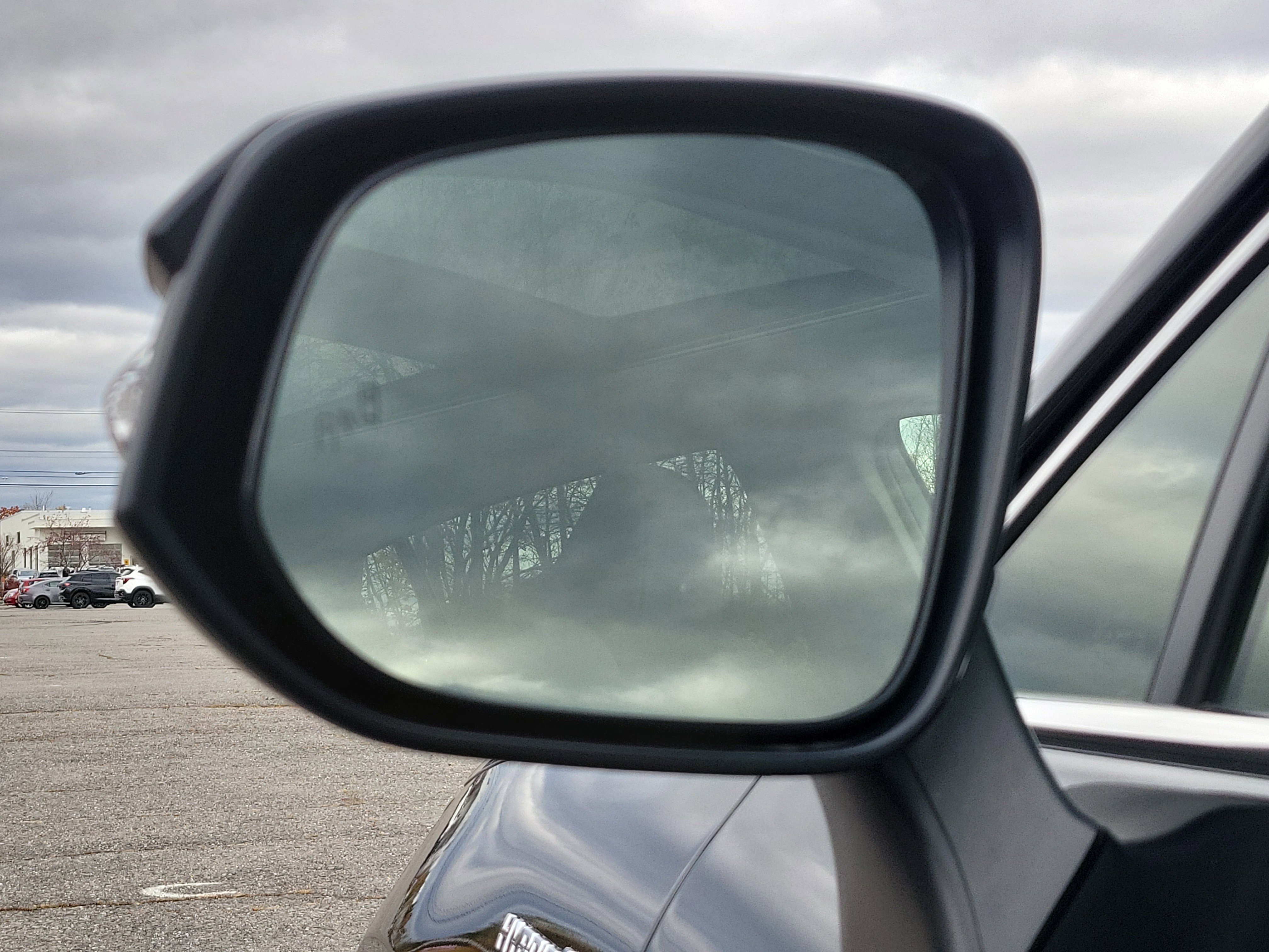 Used 2021 Toyota Venza LE image 10